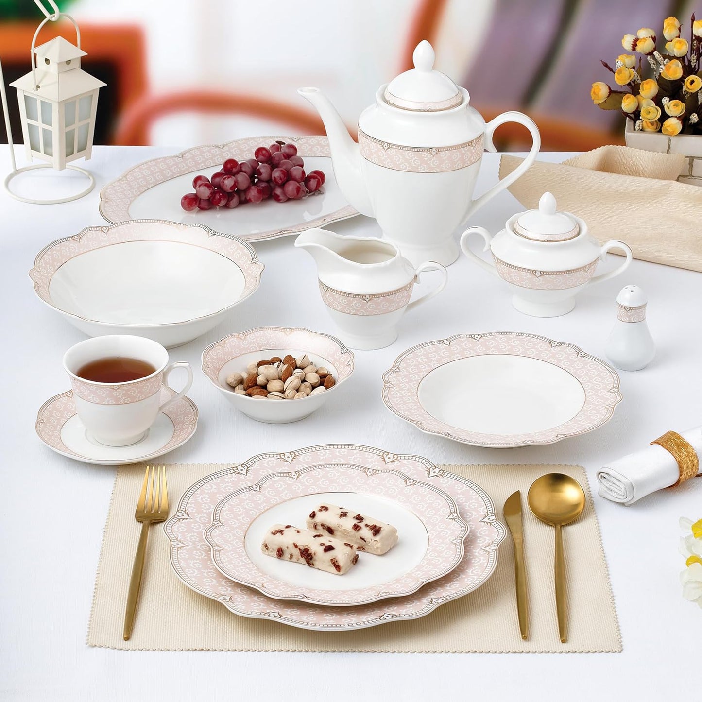 57-Piece Bone China Dinnerware Set – Blush Pink & Gold, Service for Eight
